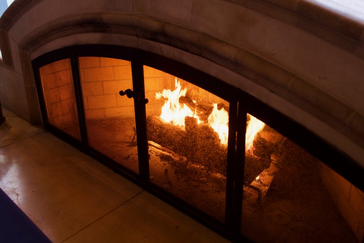 blog/cfd3-hotel-lobby-fireplace.jpg