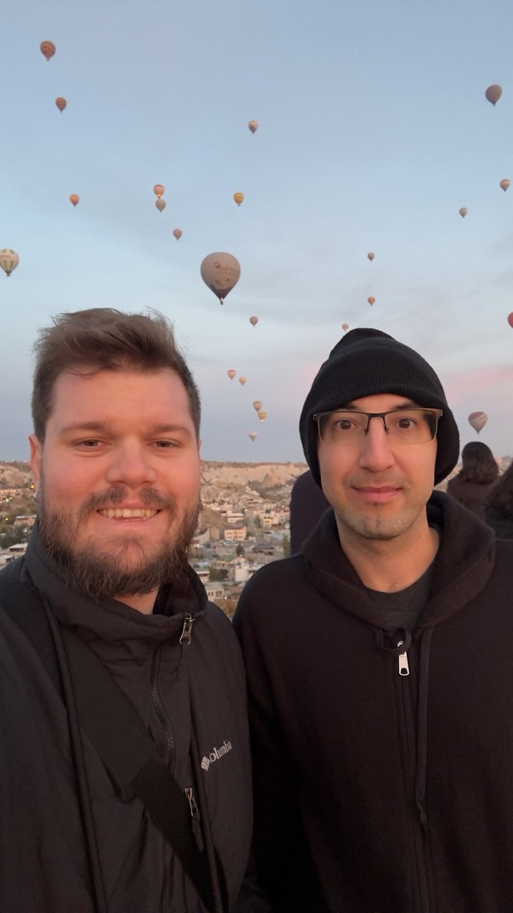 docker-captains-summit-istanbul-balloons.jpg