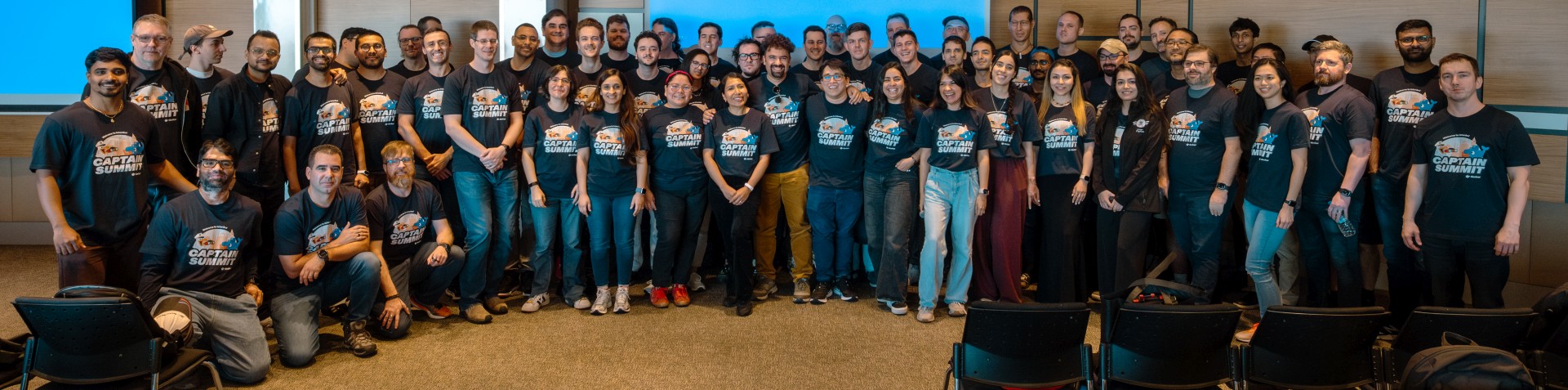 docker-captains-summit-istanbul-group-photo.jpg