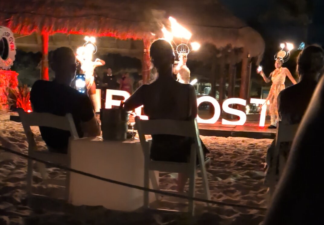docker-captains-summit-mexico-fire-show.jpg